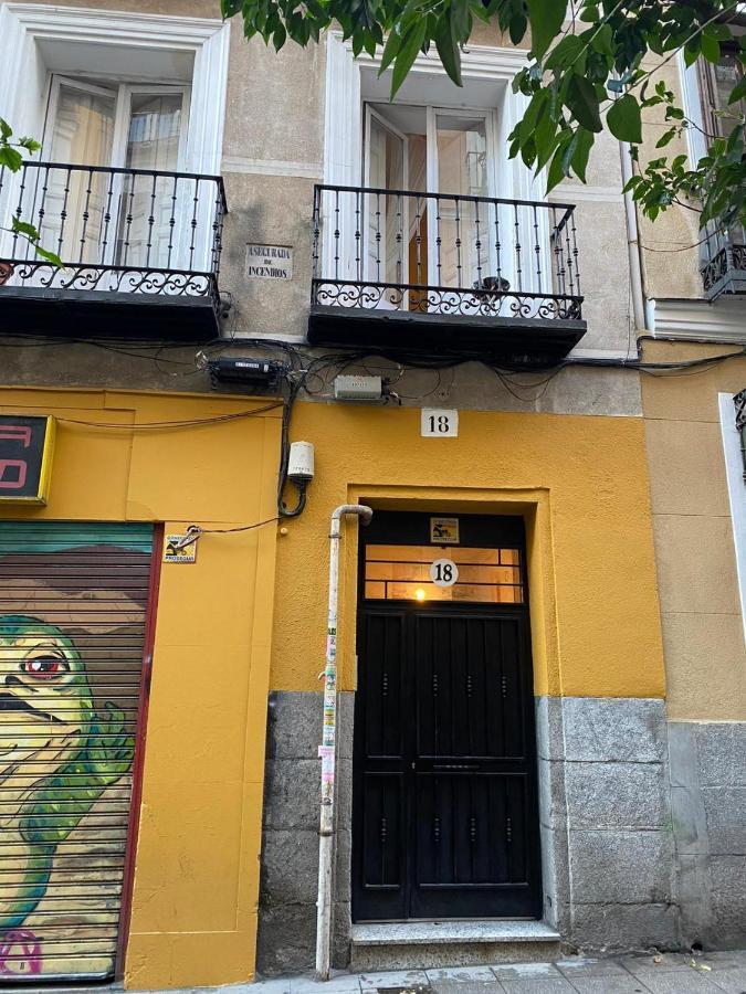 Habitacion Al Lado Gran Via, Malasana Madrid Kültér fotó